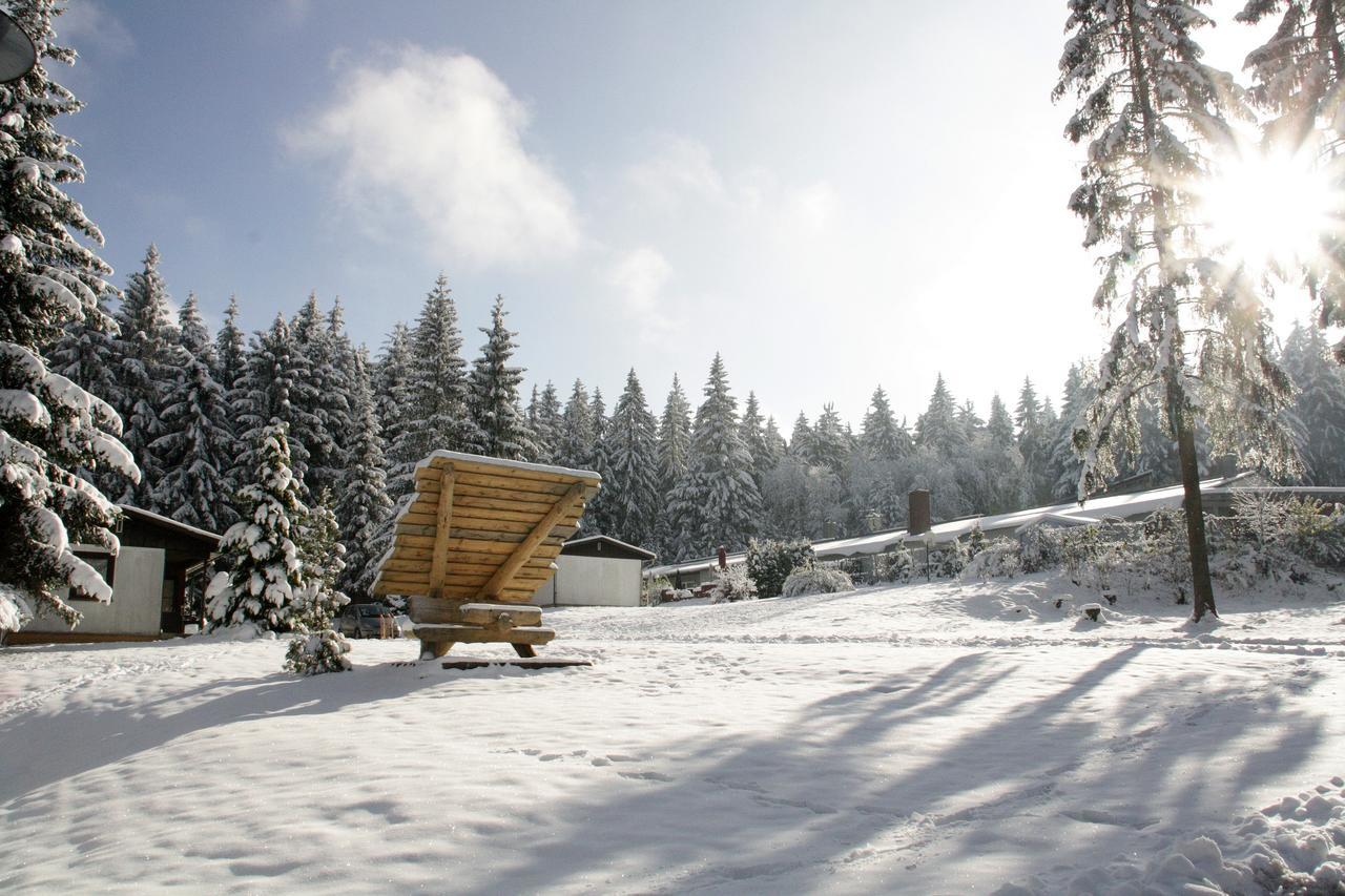 Waldhotel Rennsteighoehe เฟราเอนวาล์ด ภายนอก รูปภาพ